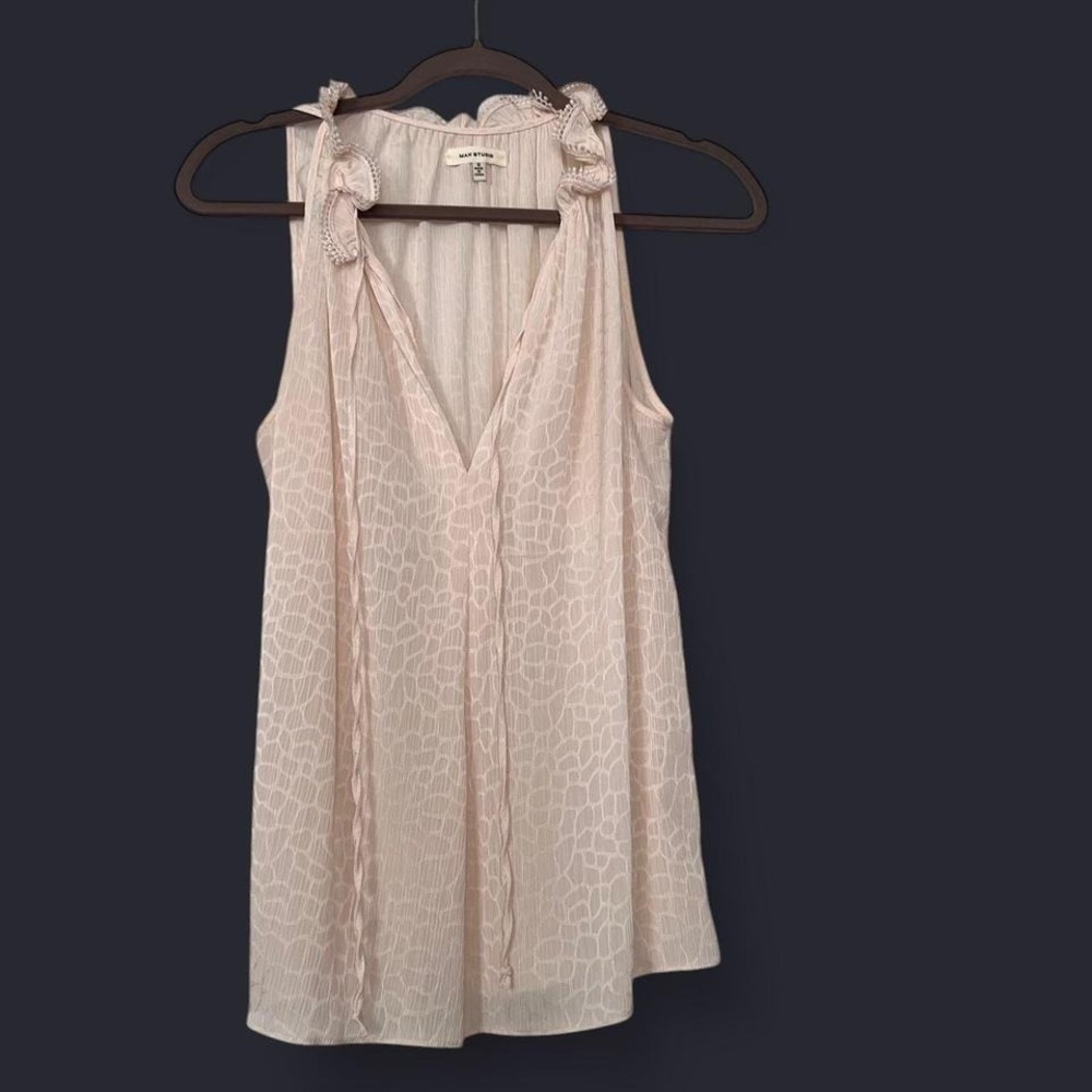 Max studio beige sleeveless dress top blouse with ruffle‎ details